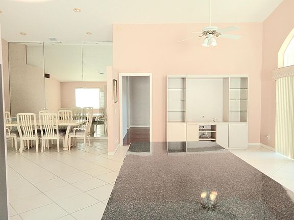 5th image of 7686 Lemonwood Street