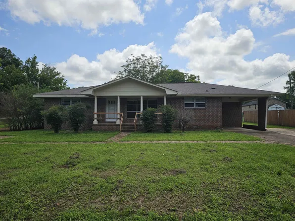 109 Pinhook Rd, Moulton, AL 35650