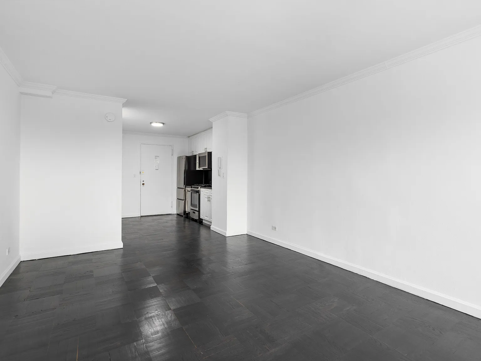 320 East 23rd Street — Photo 3