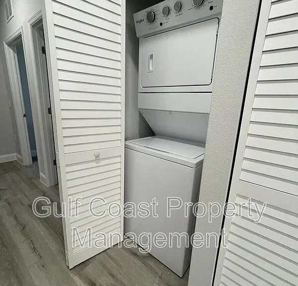 1924 Marlay Ave — Photo 8