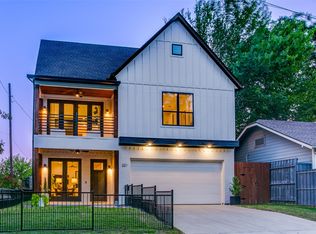 221 S Garrett Ave, Dallas, TX 75214