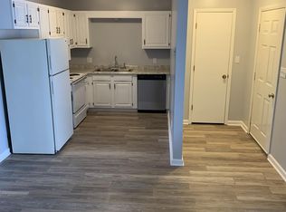 6297 E Pea Ridge Rd APT 6, Huntington, WV 25705