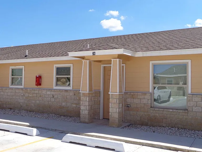 Calli Village Apartments — Photo 34