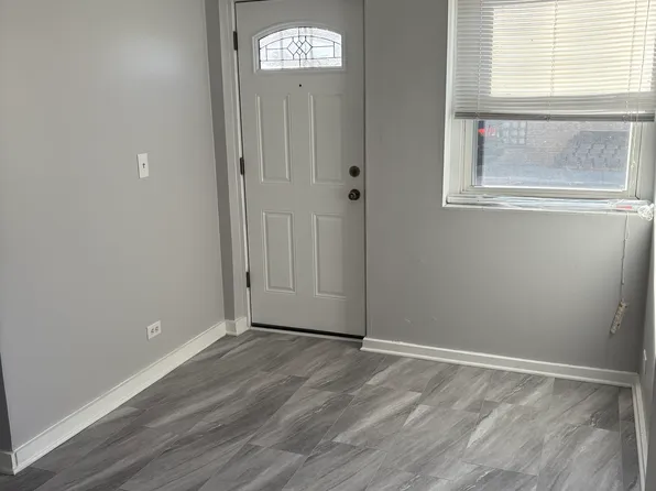 541 N Taft Ave APT 1N, Hillside, IL 60162