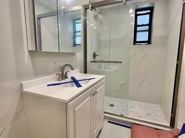 32-22 89th Street 204 image 2 of 5