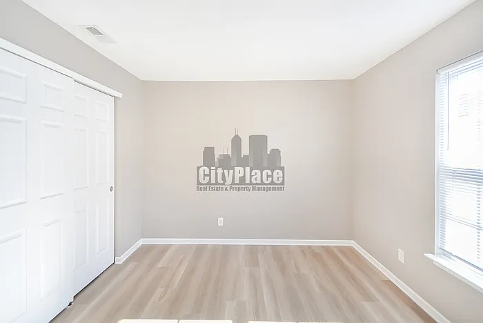 954 Brookstone Dr — Photo 13
