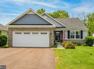 207 Winchester Dr, Pottstown, PA 19464