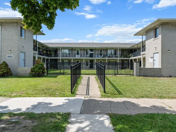 Greenfield Square, 14811-14835 Greenfield Rd Building 14811, Detroit, MI 48227