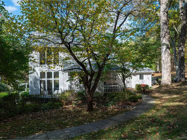 29 W Lake Road, Warwick, NY 10990