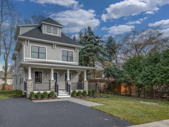 8 Mansfield Avenue, Nyack, NY 10960