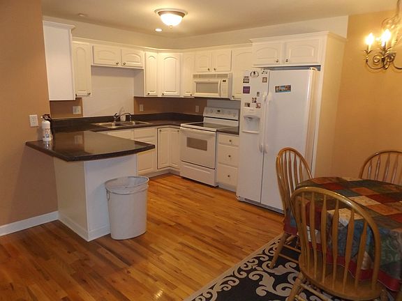 5th image of 295 Pleasant View Dr