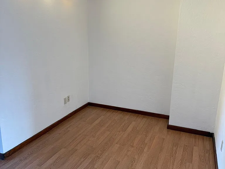 3176 NE Flintlock Pl — Photo 11