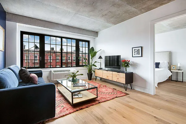 Rented by Bold New York | media 28
