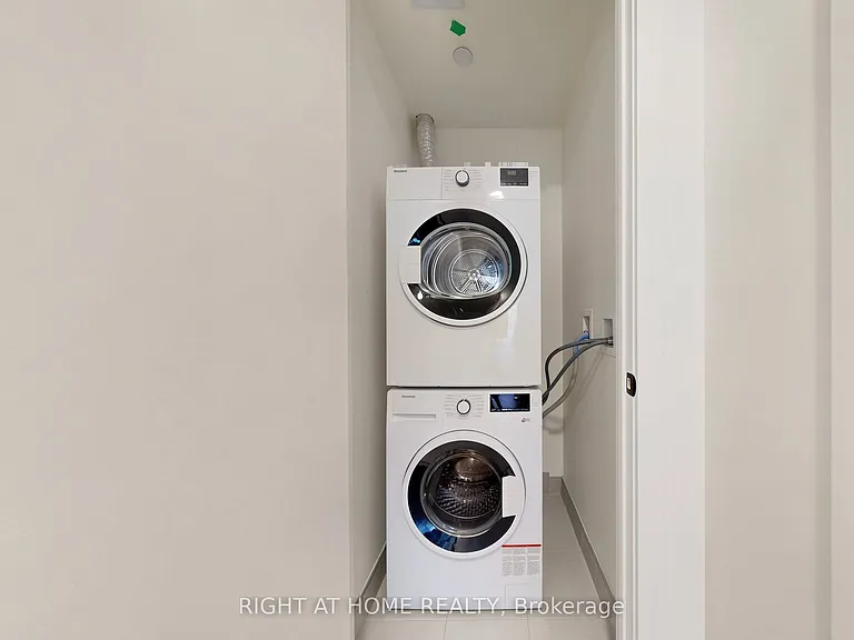91 Montclair Ave #521 — Photo 34