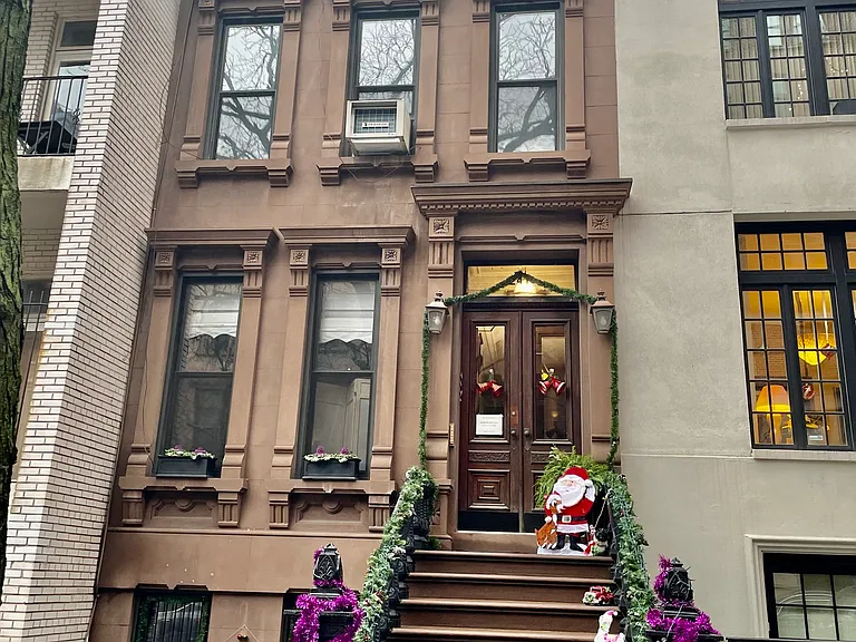 241 W 71st St #3 — Photo 8