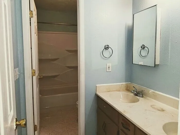 930 Iowa Ave #1 — Photo 6