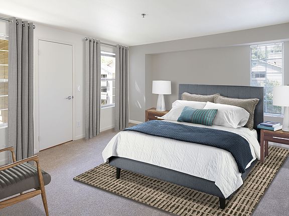 4th image of 4250 W Lake Sammamish Pkwy NE #2014