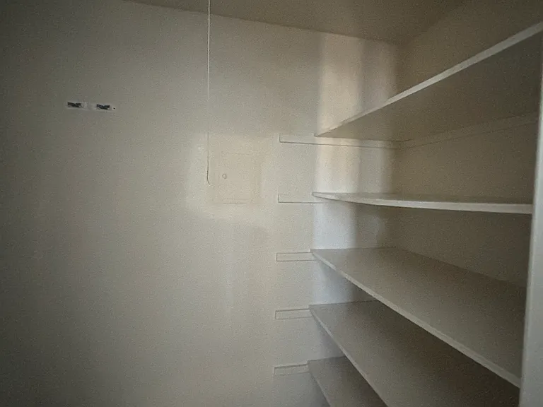 221 E Edison St #0 — Photo 8