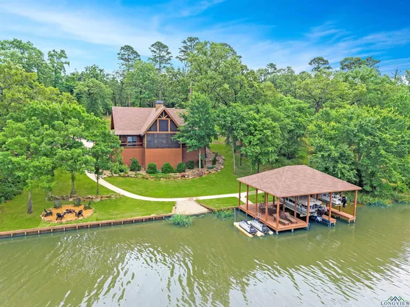 724 N Cypress St, Gilmer, TX 75644