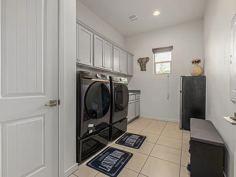 22112 N 59th Pl — Photo 32