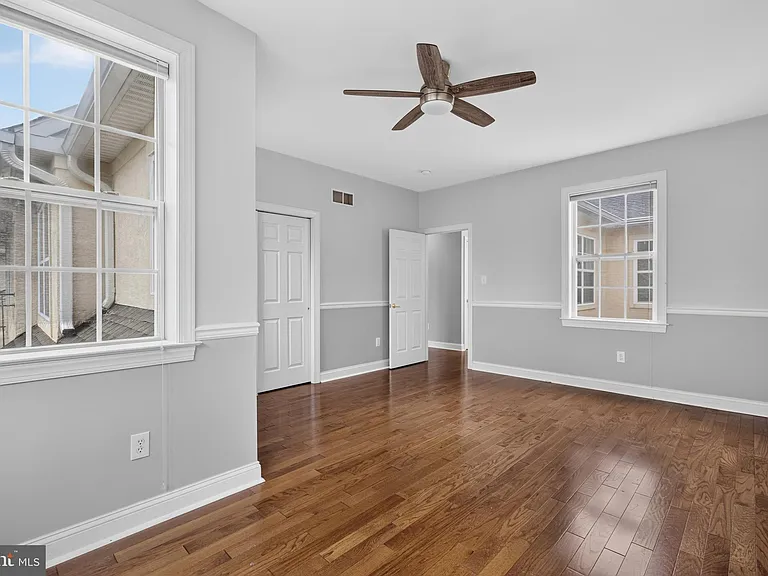 16 Oak Leaf Ln — Photo 50