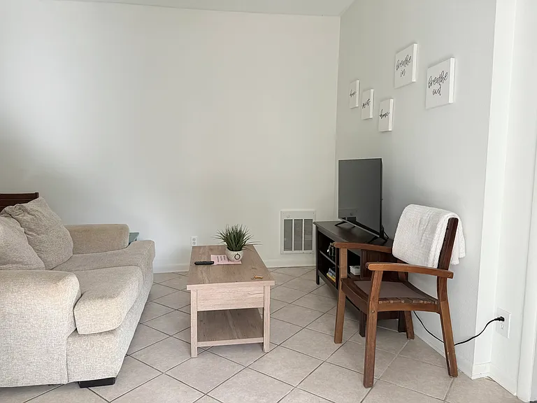 601 Morphy Ave #A — Photo 5