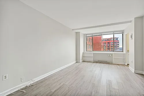 1111 Arlington Blvd Photo 1