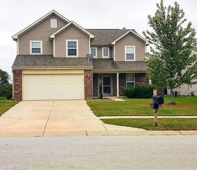 Fantastic curb appeal!