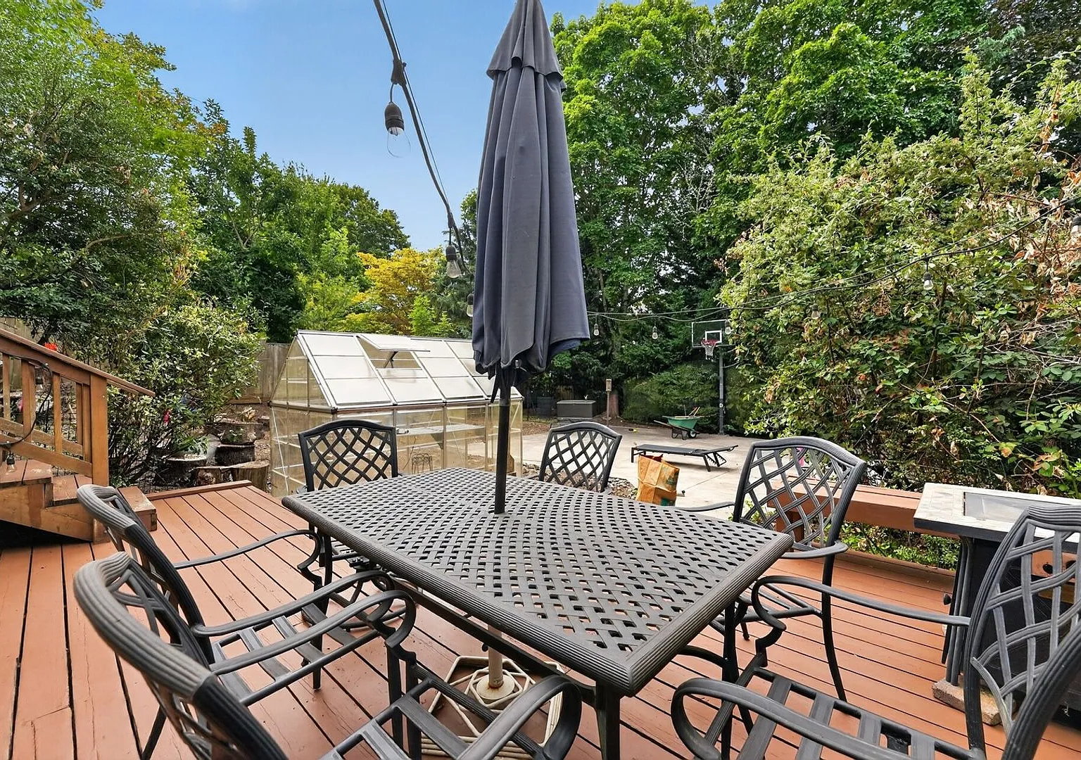 Spacious 4BR House in Tualatin — Photo 2