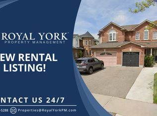 136 Sandyshores Dr #2, Brampton, ON L6R 2M3