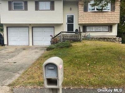 75 Selden Boulevard, Centereach, NY, 11720
