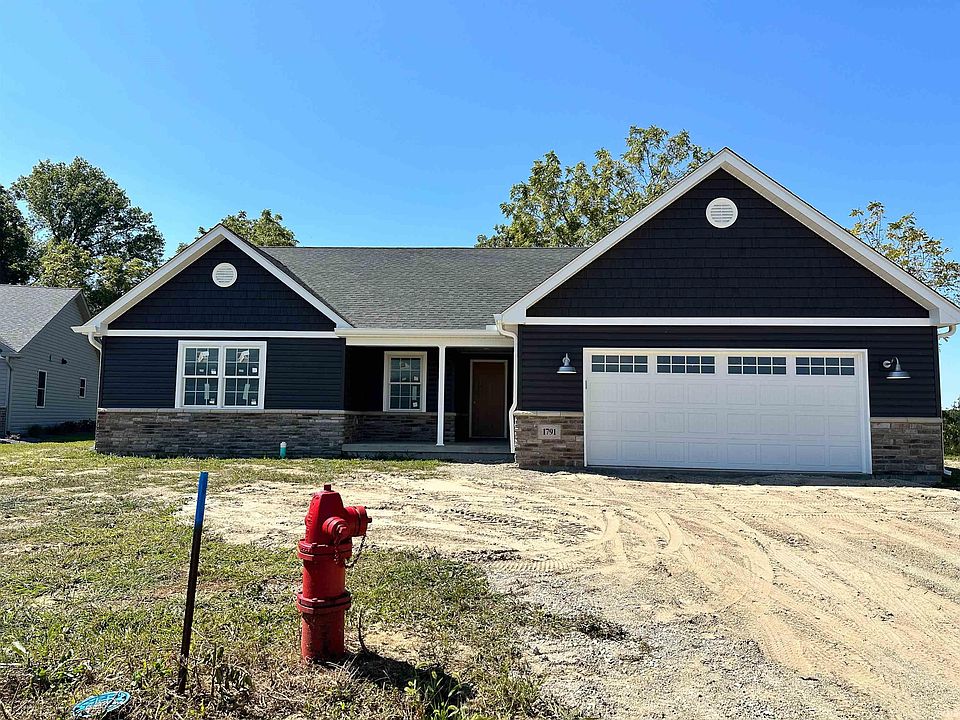 1st image of 1791 N Sandal Wood Dr