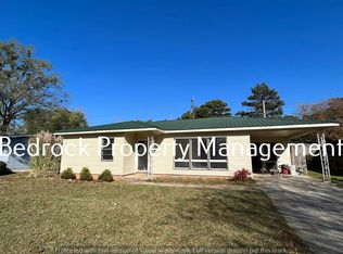 2008 College St SE, Decatur, AL 35601