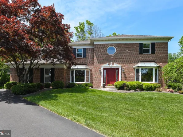 7 Alexis Dr, Lower Gwynedd, PA 19002