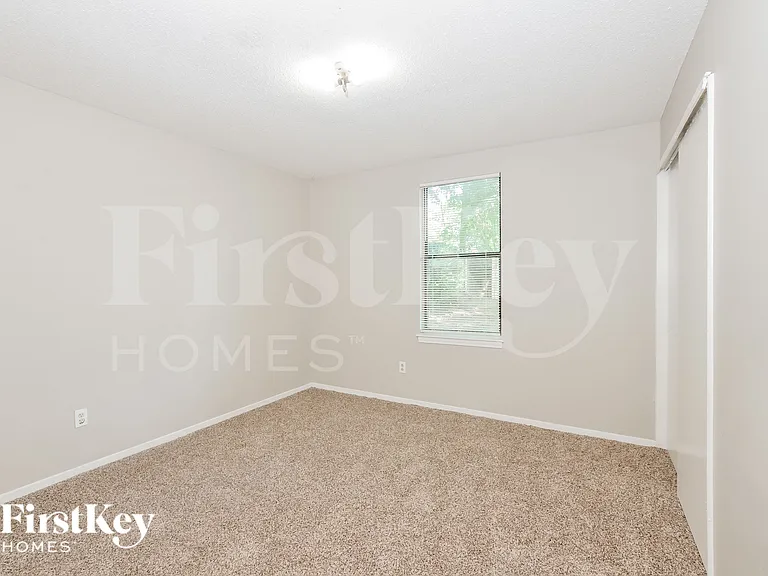 5749 Jardin Pl — Photo 14
