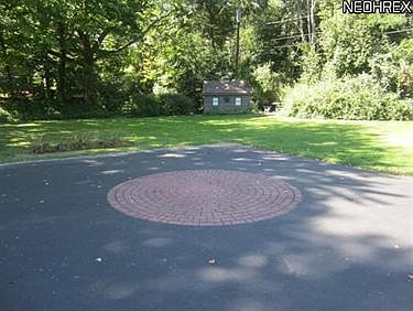 4th image of 166 Mill Creek Dr