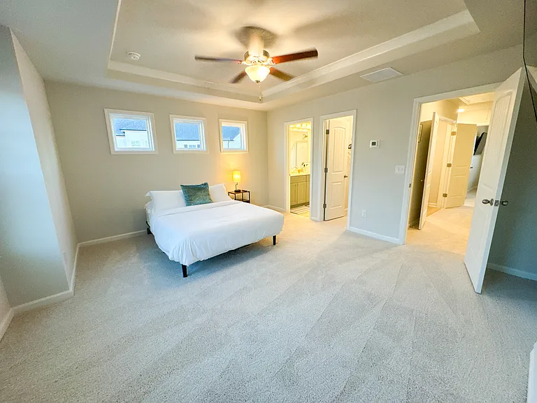 3217 Bateman Dr — Photo 3