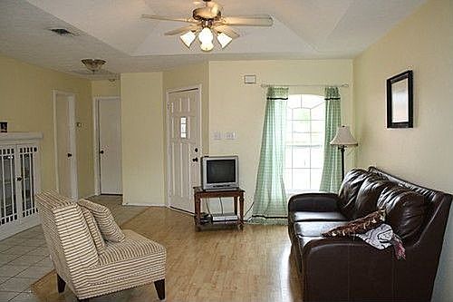 5th image of 1013 N 27th St