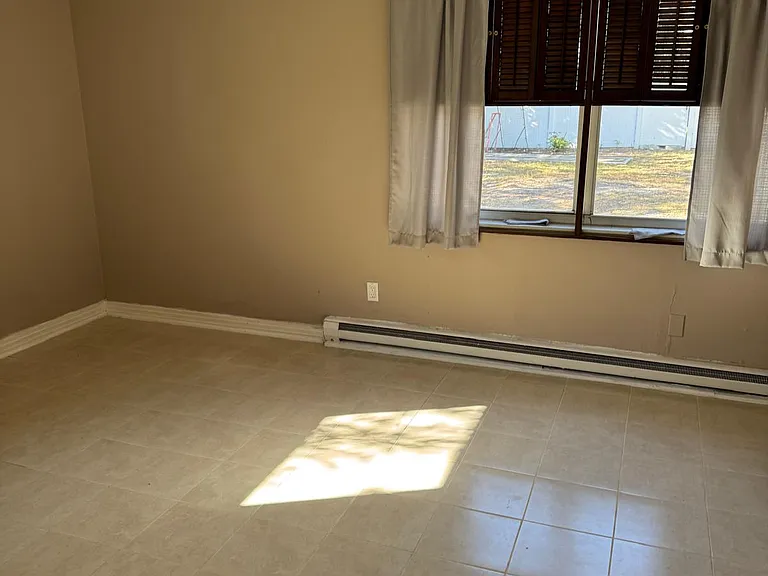 544 Severn Ave — Photo 6