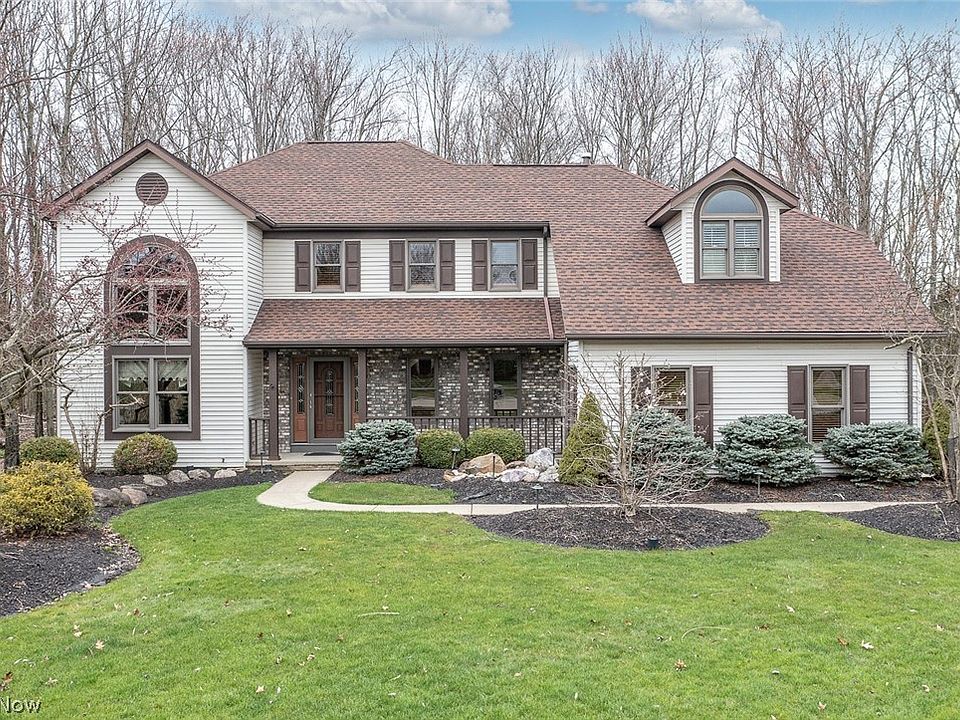 1st image of 10040 Brookside Cir