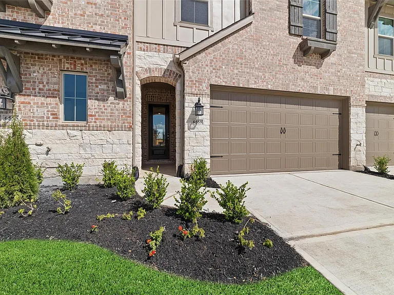 6559 Scarlet Pond Ln — Photo 2