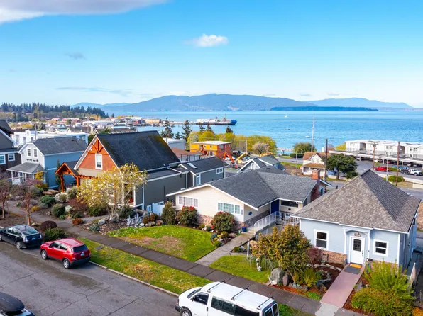 606 12th St, Bellingham, WA 98225