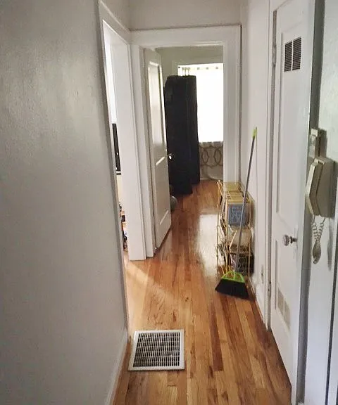 Valentine Place Apartments — Photo 43