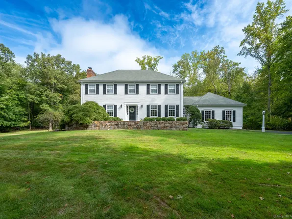 19 Stephanie Lane, Darien, CT 06820