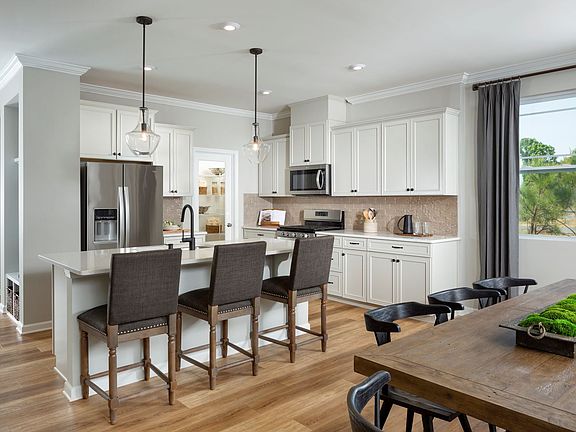 Cheney Amelia Model Open Kitchen