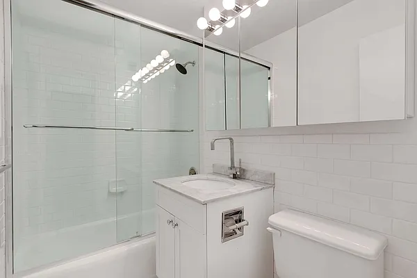 Rented by Compass | media 4