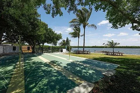 4330 Falmouth Dr — Photo 44