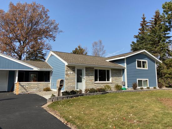 911 Sw 5th Ave Grand Rapids Mn 55744 Zillow