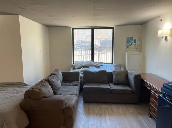 25-27 23rd Street image 1 of 7