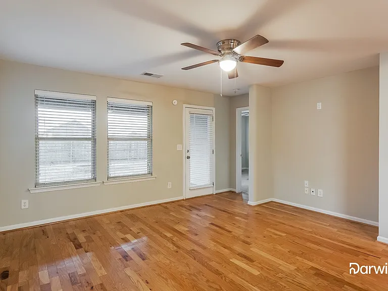 145 Union Station Dr — Photo 5